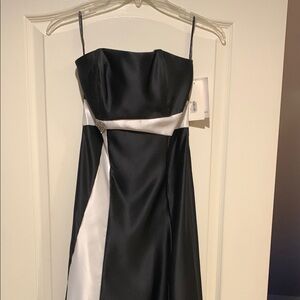Elegant Black and White Strapless Dress